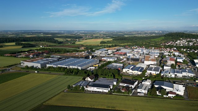 Luftbild des Gewerbegebiets Affalterbach